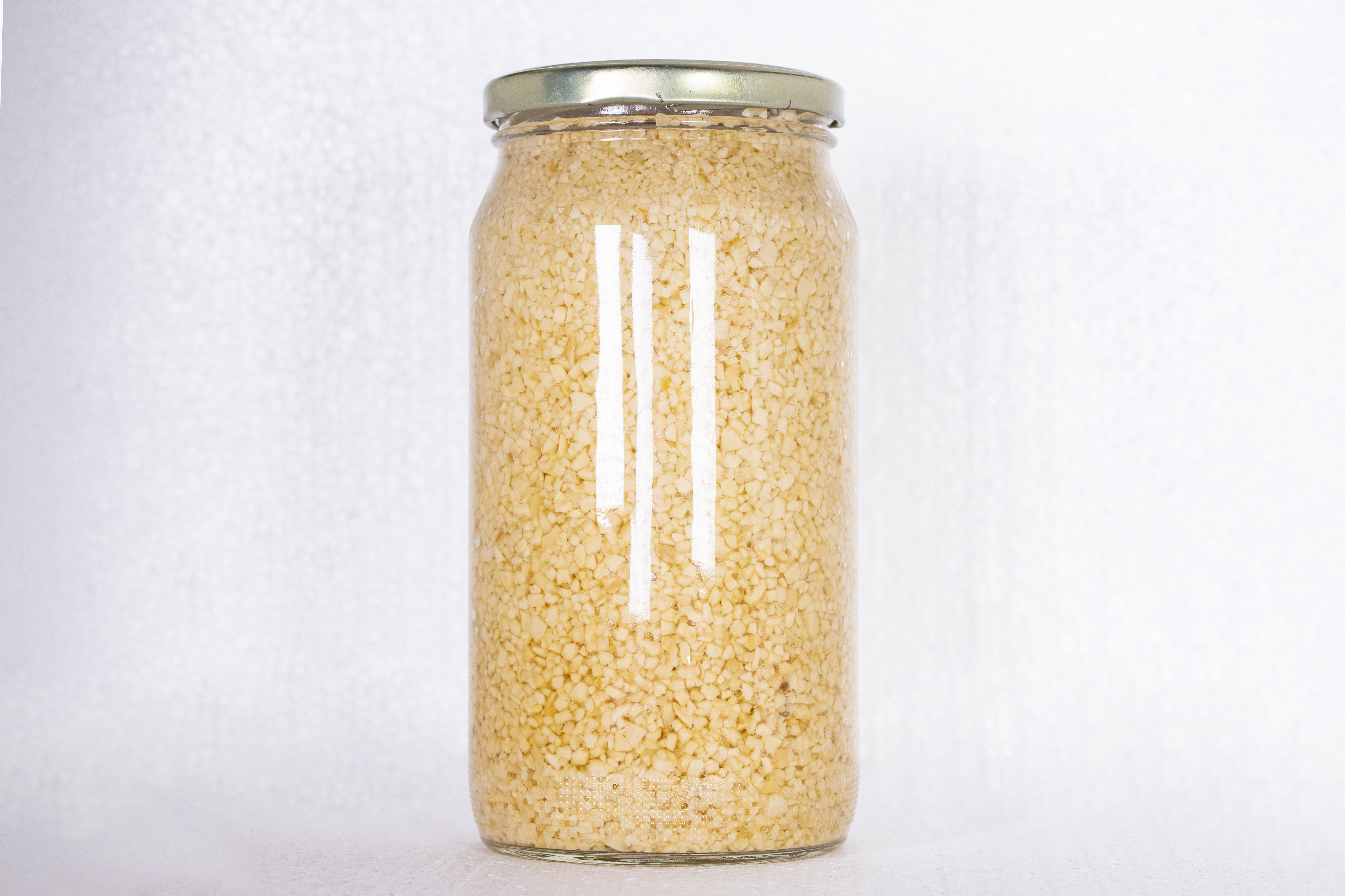 MINCED GARLIC IN WATER-2