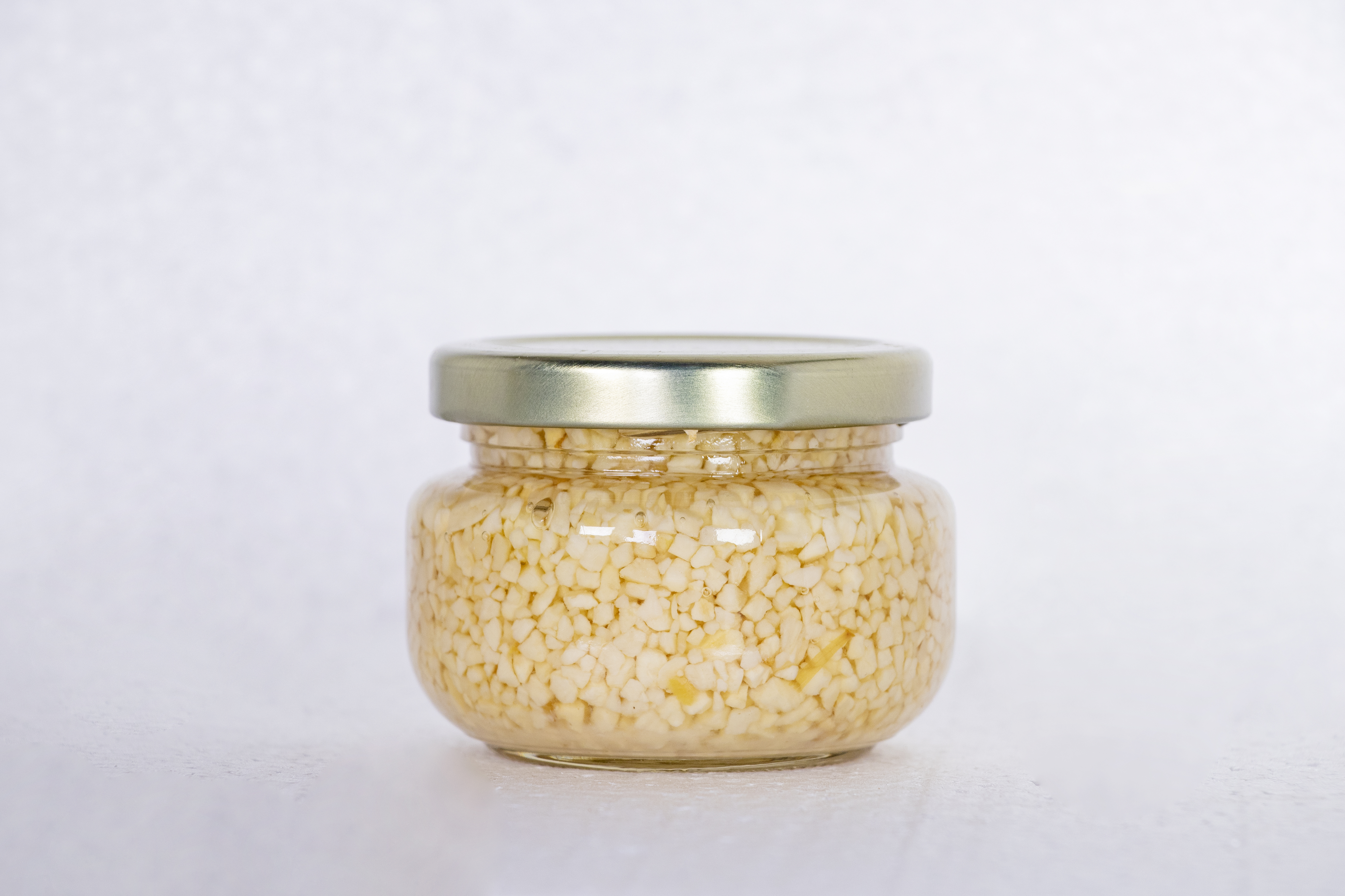MINCED GARLIC IN WATER-3